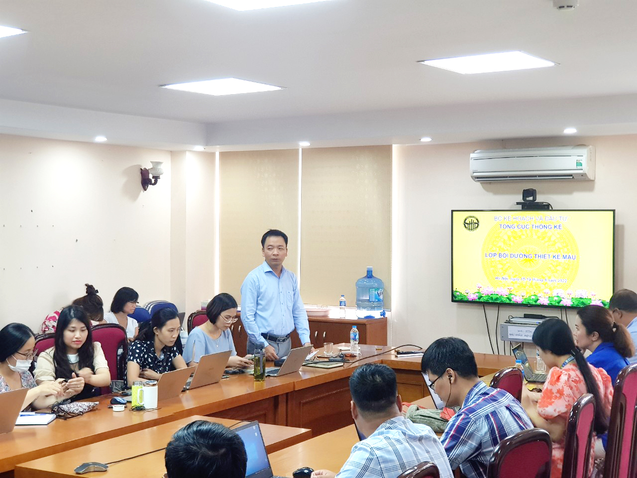 Cục Thu thập dữ liệu và Ứng dụng CNTT Thống kê tổ chức Lớp bồi dưỡng thiết kết mẫu năm 2022