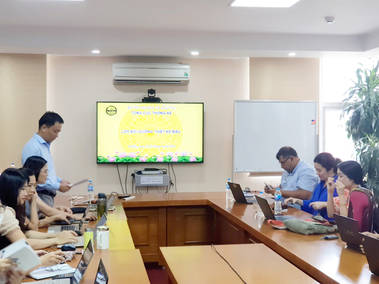 Cục Thu thập dữ liệu và Ứng dụng CNTT Thống kê tổ chức Lớp bồi dưỡng thiết kết mẫu năm 2022